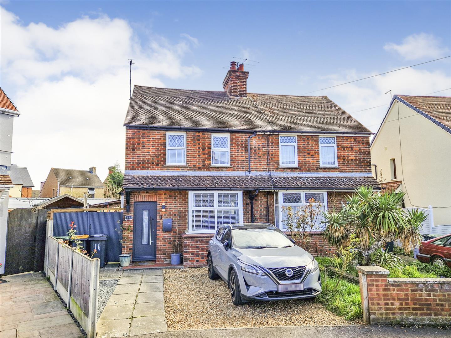 2 bed property in Honey Hill Gardens, Bedford
